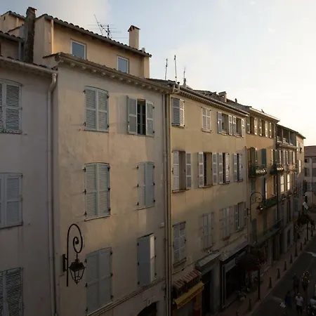 Chateau Clemenceau Apartment